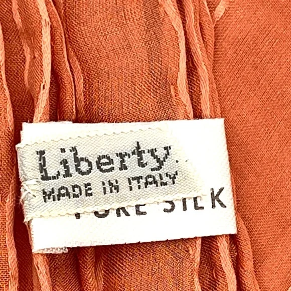 Liberty of London 100% Silk Coral Scarf Italy NWT - Picture 3 of 16